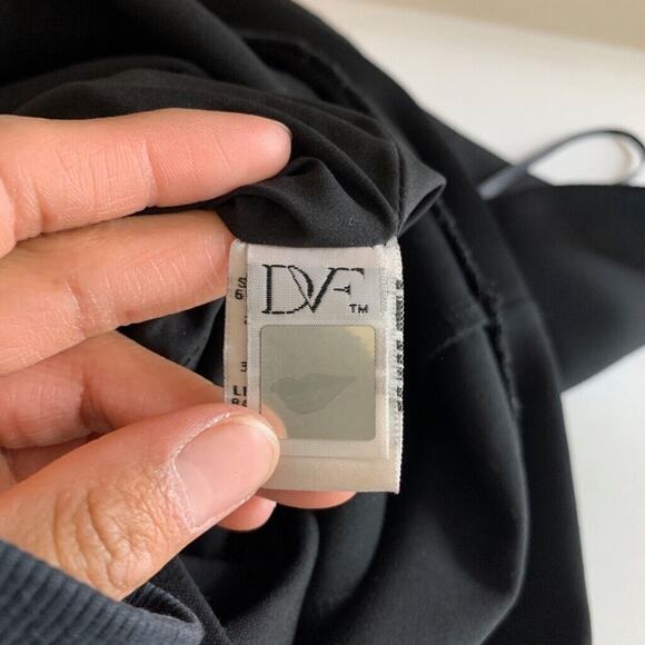 Diane Von Furstenberg Dress Womens 0 Black Bevin Ruched Crepe Sheath Side Zip - Picture 10 of 16